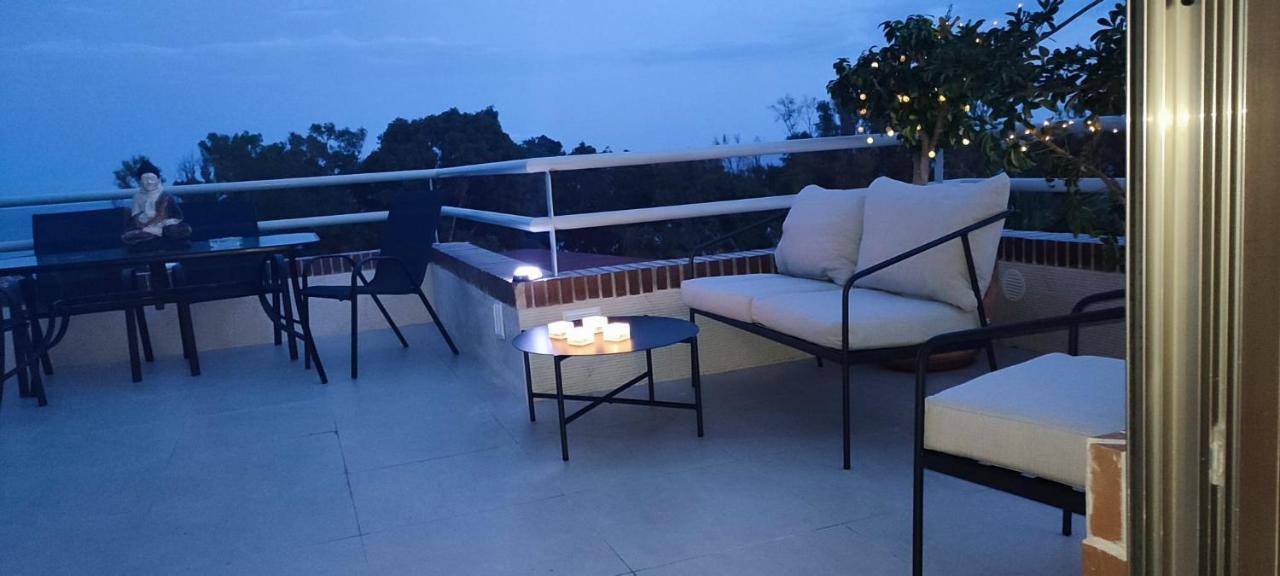 Apartmán Penthouse Puerta De Pedregalejo Màlaga Exteriér fotografie
