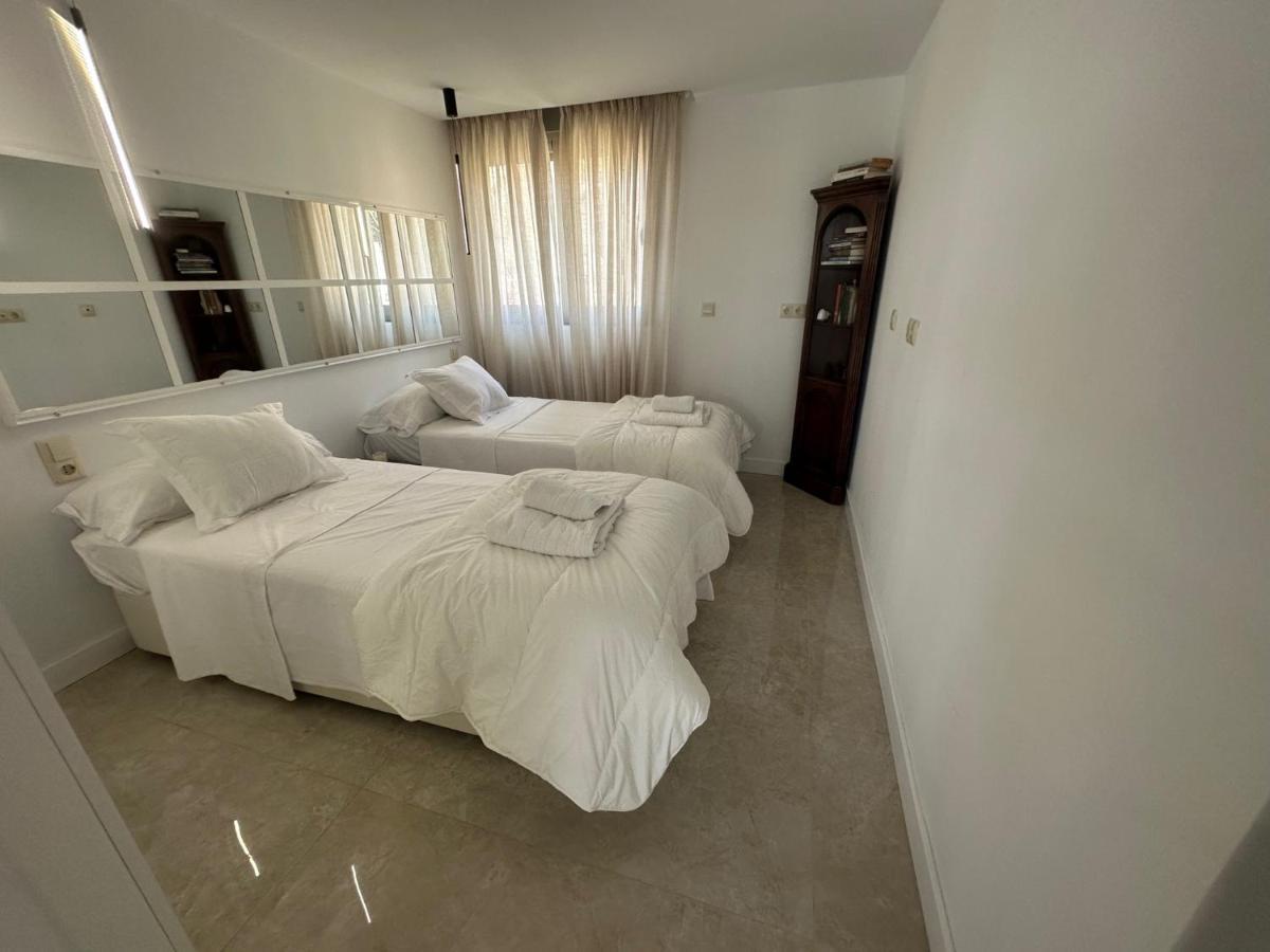 Apartmán Penthouse Puerta De Pedregalejo Màlaga Exteriér fotografie
