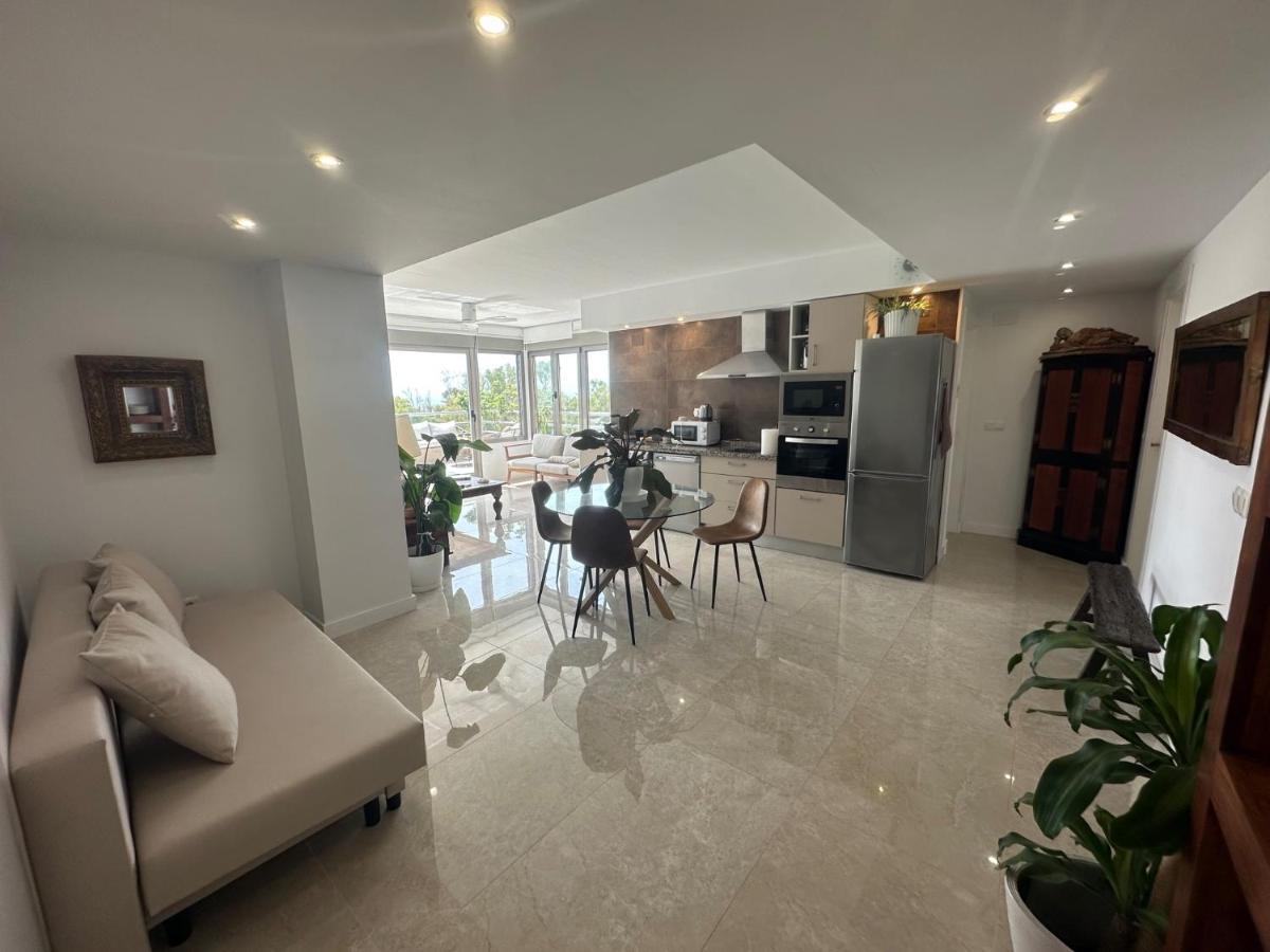 Apartmán Penthouse Puerta De Pedregalejo Màlaga Exteriér fotografie