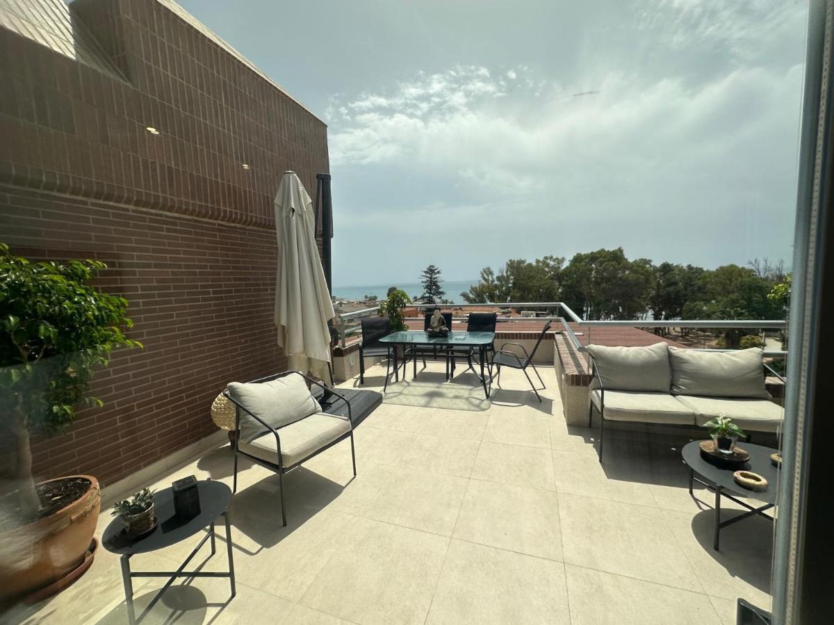 Apartmán Penthouse Puerta De Pedregalejo Màlaga Exteriér fotografie