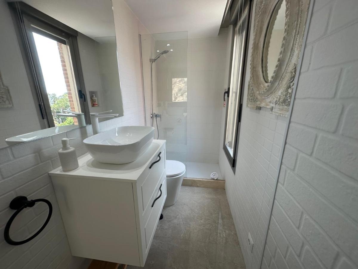 Apartmán Penthouse Puerta De Pedregalejo Màlaga Exteriér fotografie